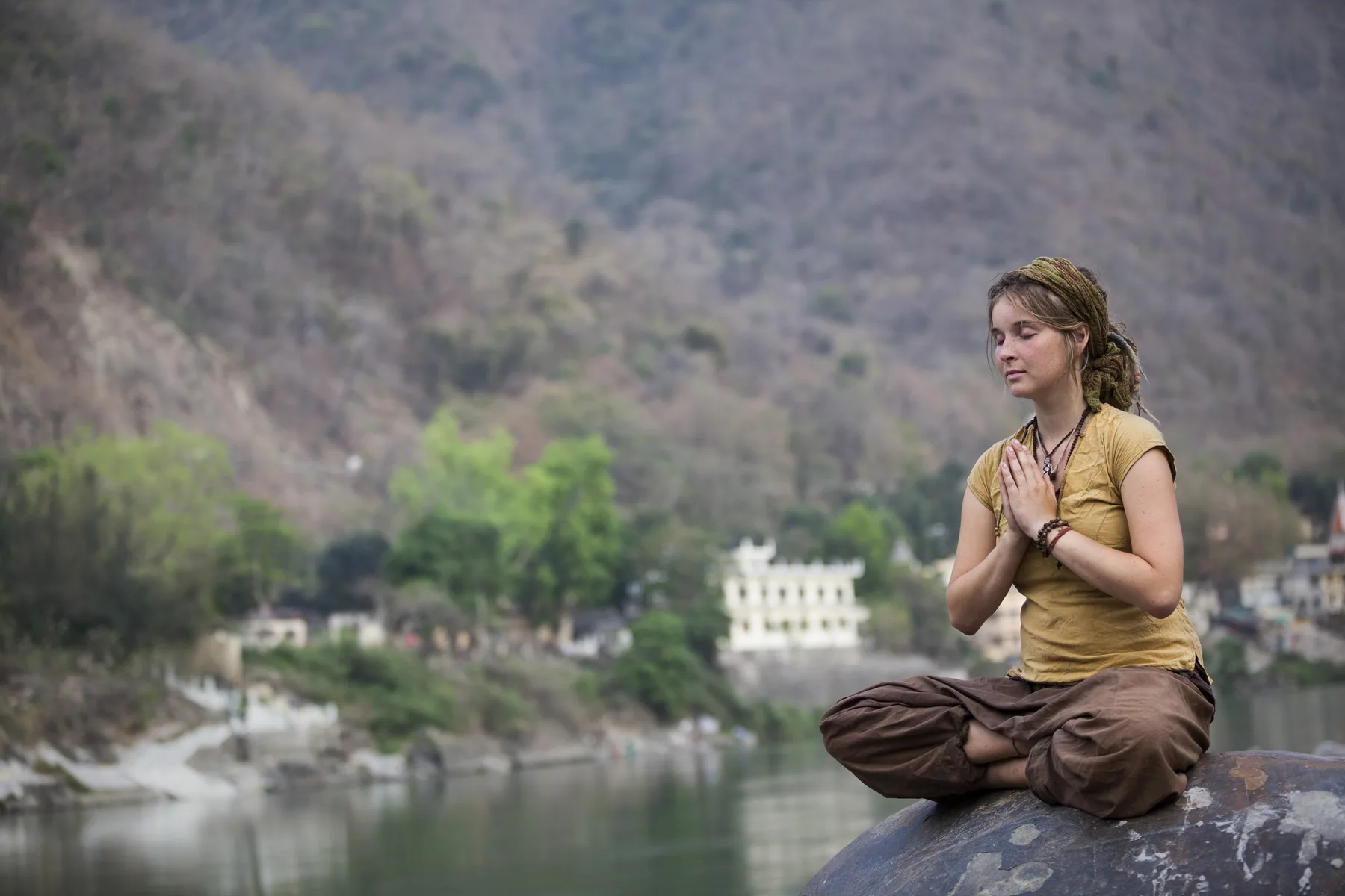Yoga and meditation beside the Ganges in Rishikesh